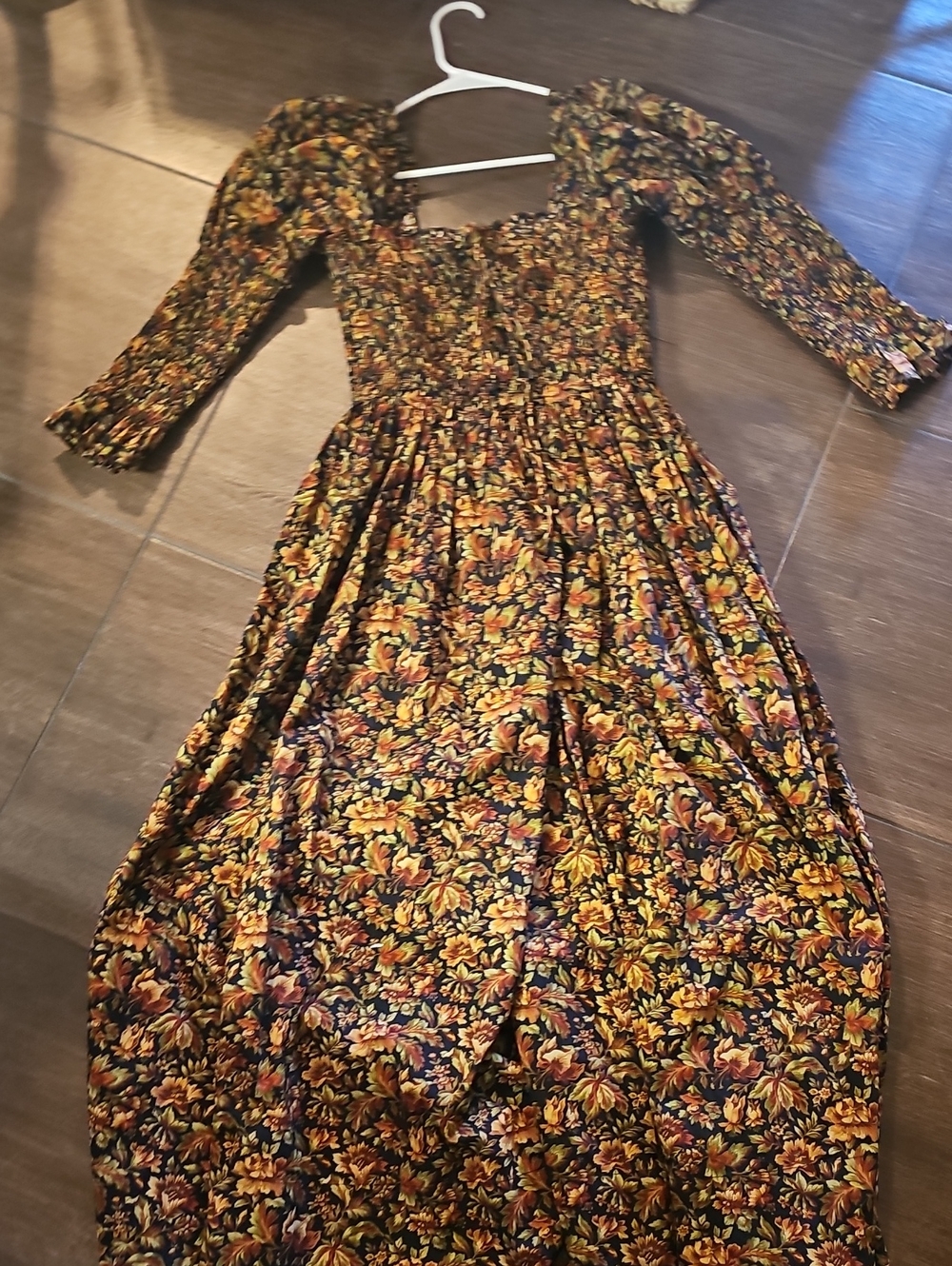 Doen Dress Floral Smocked Waist Midi Dress in Mustard Floral